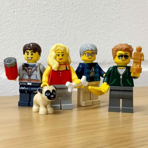 Personalised Minifigures Using LEGO® Parts